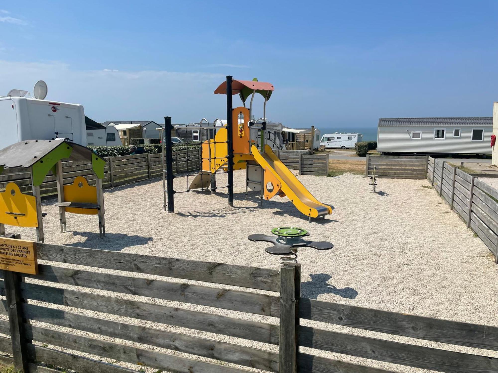 Mobil-Home Vue Sur Mer Льо Портел Екстериор снимка